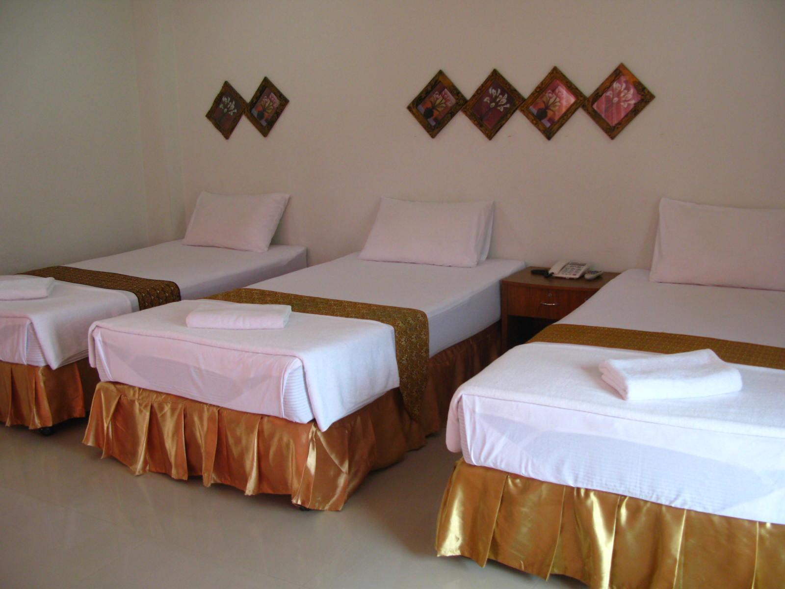 G&B Guesthouse Patong Exterior photo